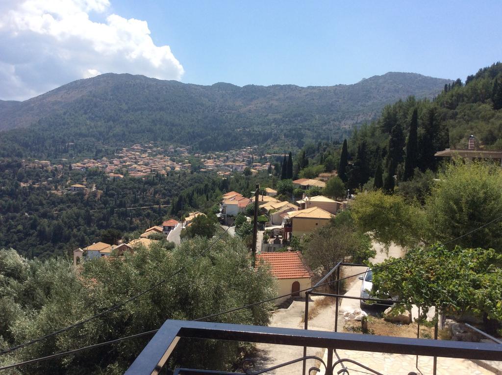 Christos House Villa Kariá Esterno foto