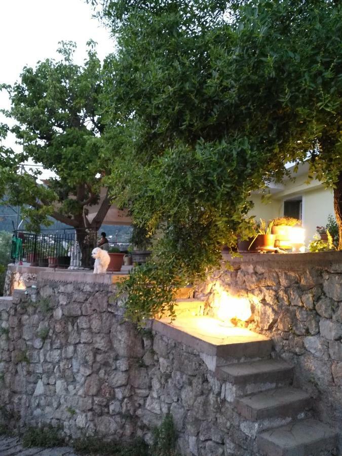 Christos House Villa Kariá Esterno foto
