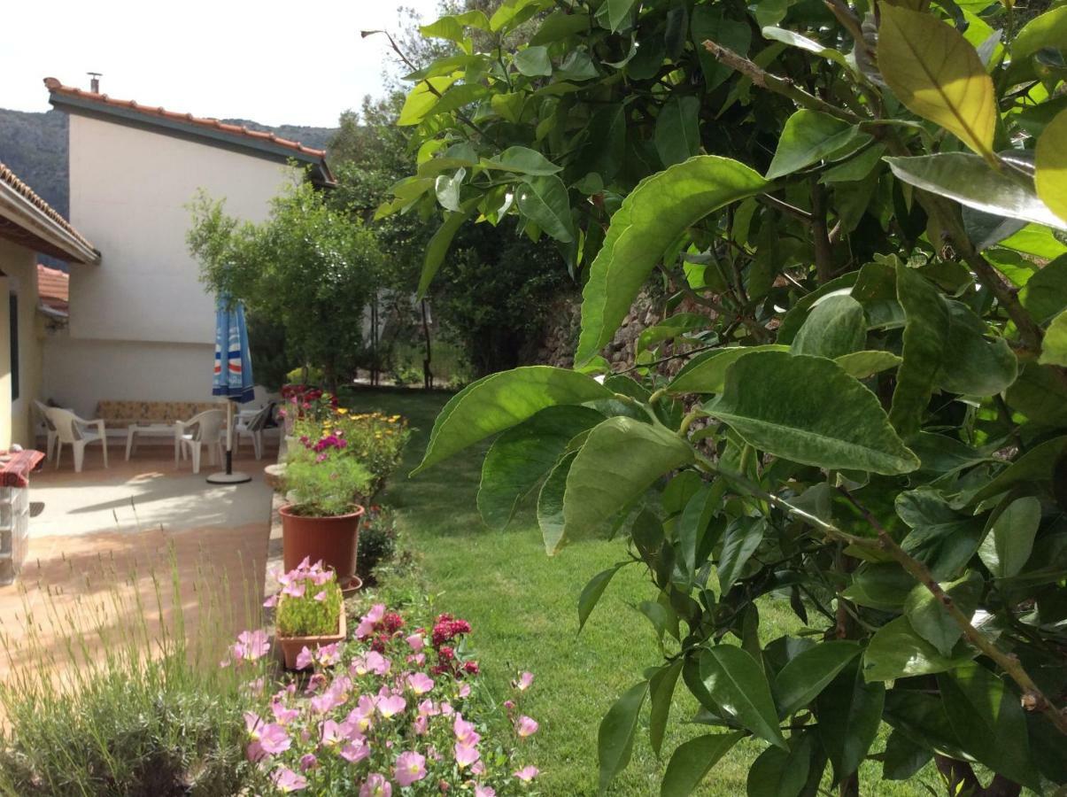 Christos House Villa Kariá Esterno foto